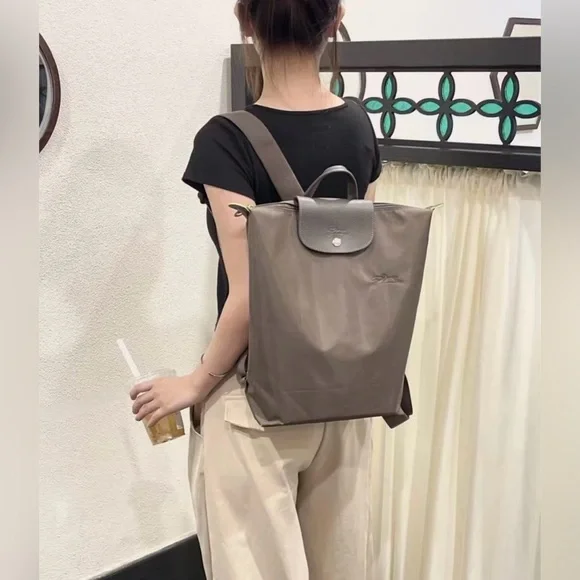 Longchamp Medium Backpack Recycled Canvas Terre Sophisticated Matte Finish - Picture 1 of 16